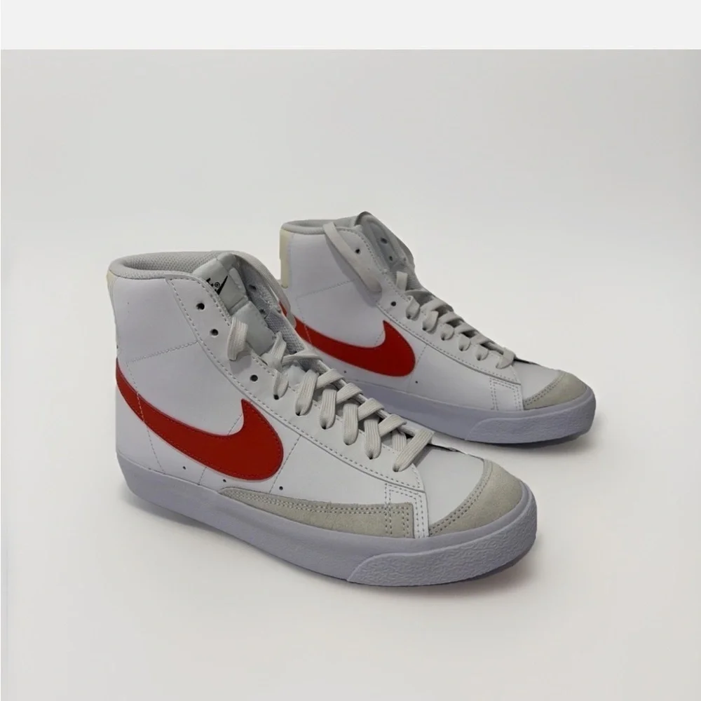 Nike Blazer Mid '77 Unisex Kids Shoes Sneakers